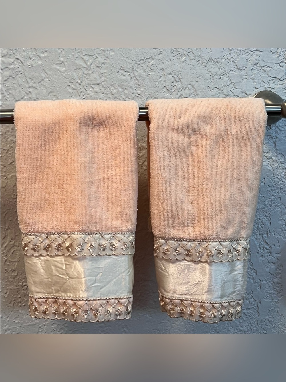 Vintage Lustre Palmcrest Peach Hand Towels Set of 2